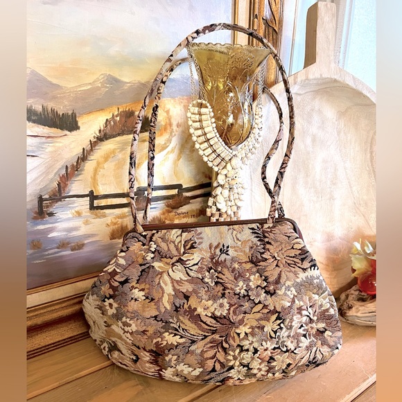Handbags - Vintage Abstract Floral Tapestry Handbag